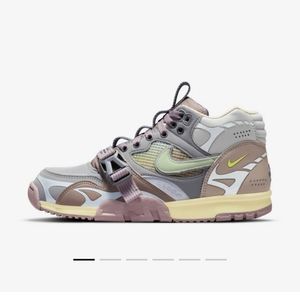 Women's Nike Air Trainer Light Smoke Grey and Honeydew